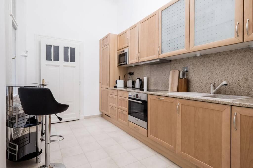 Oktober 6/8 Apartment Budapest Exterior photo
